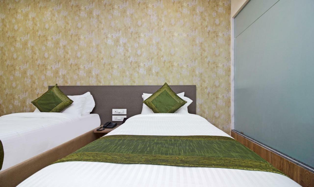 Hotel Ocean Suites Мумбаї Екстер'єр фото