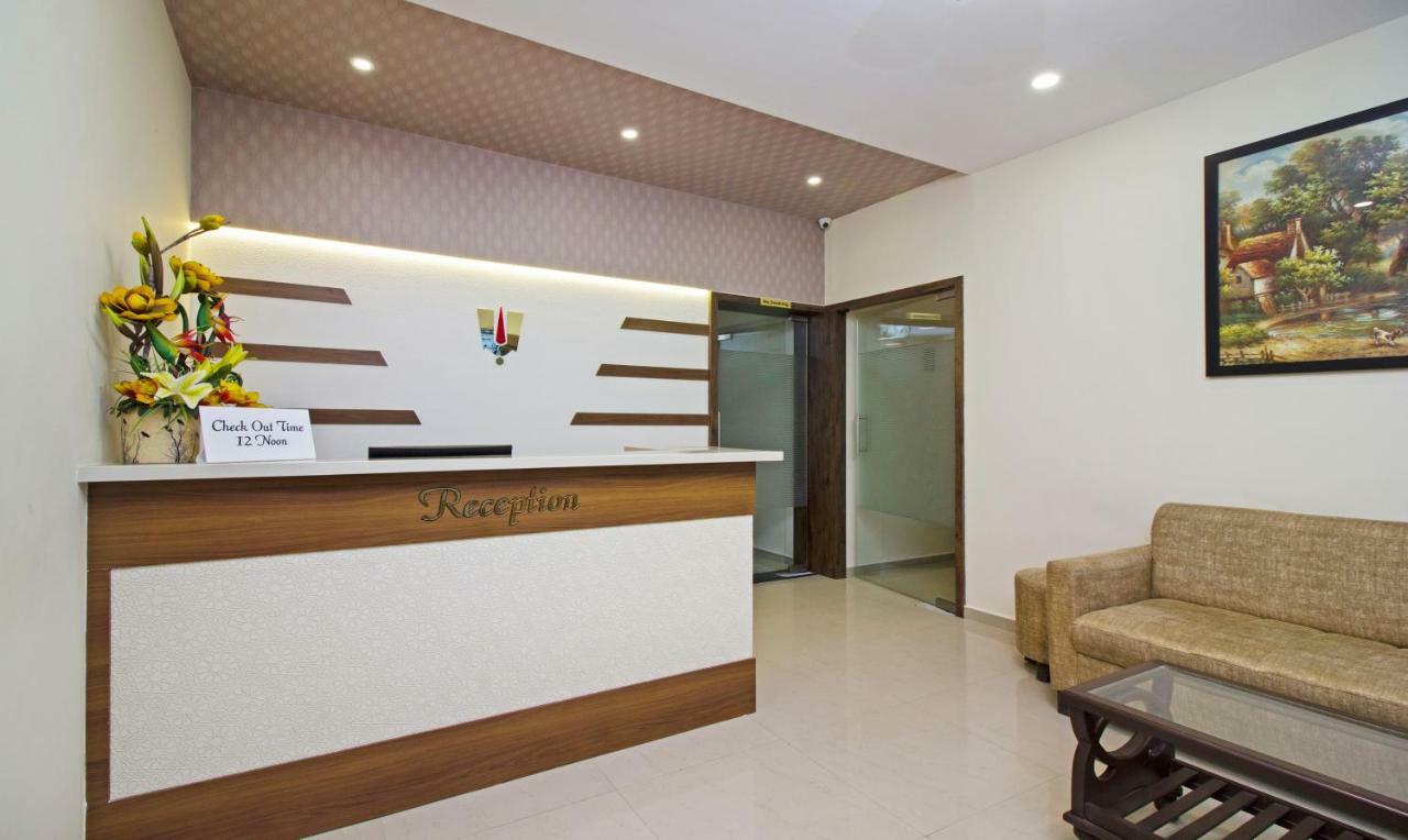 Hotel Ocean Suites Мумбаї Екстер'єр фото