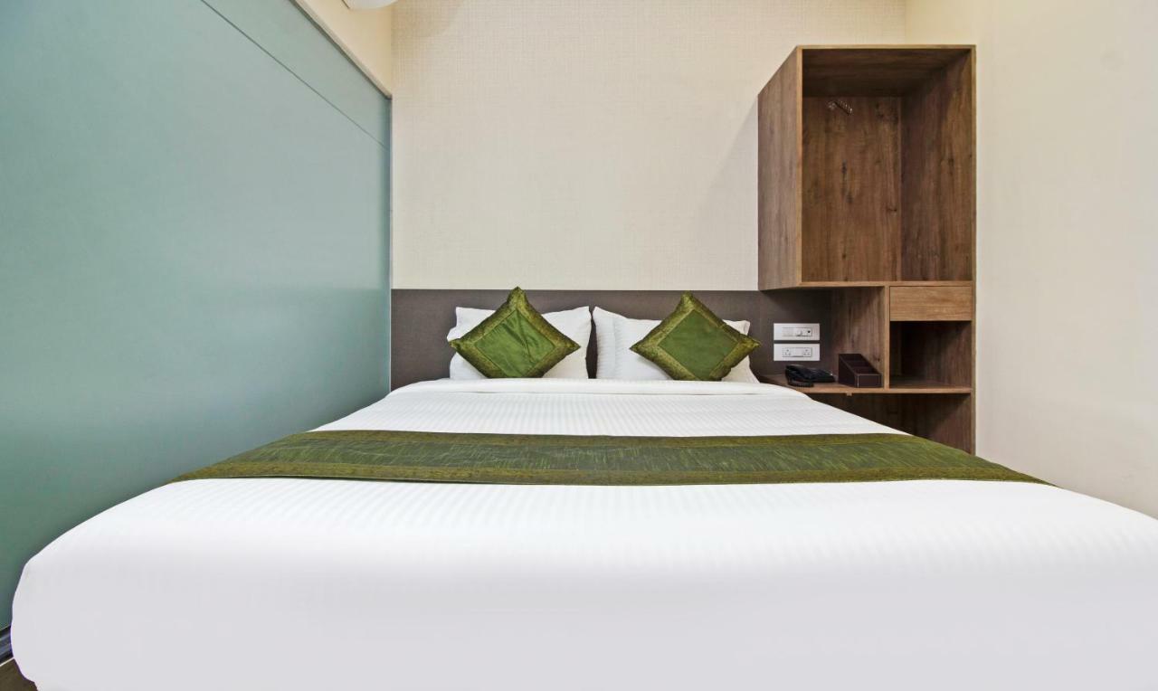 Hotel Ocean Suites Мумбаї Екстер'єр фото