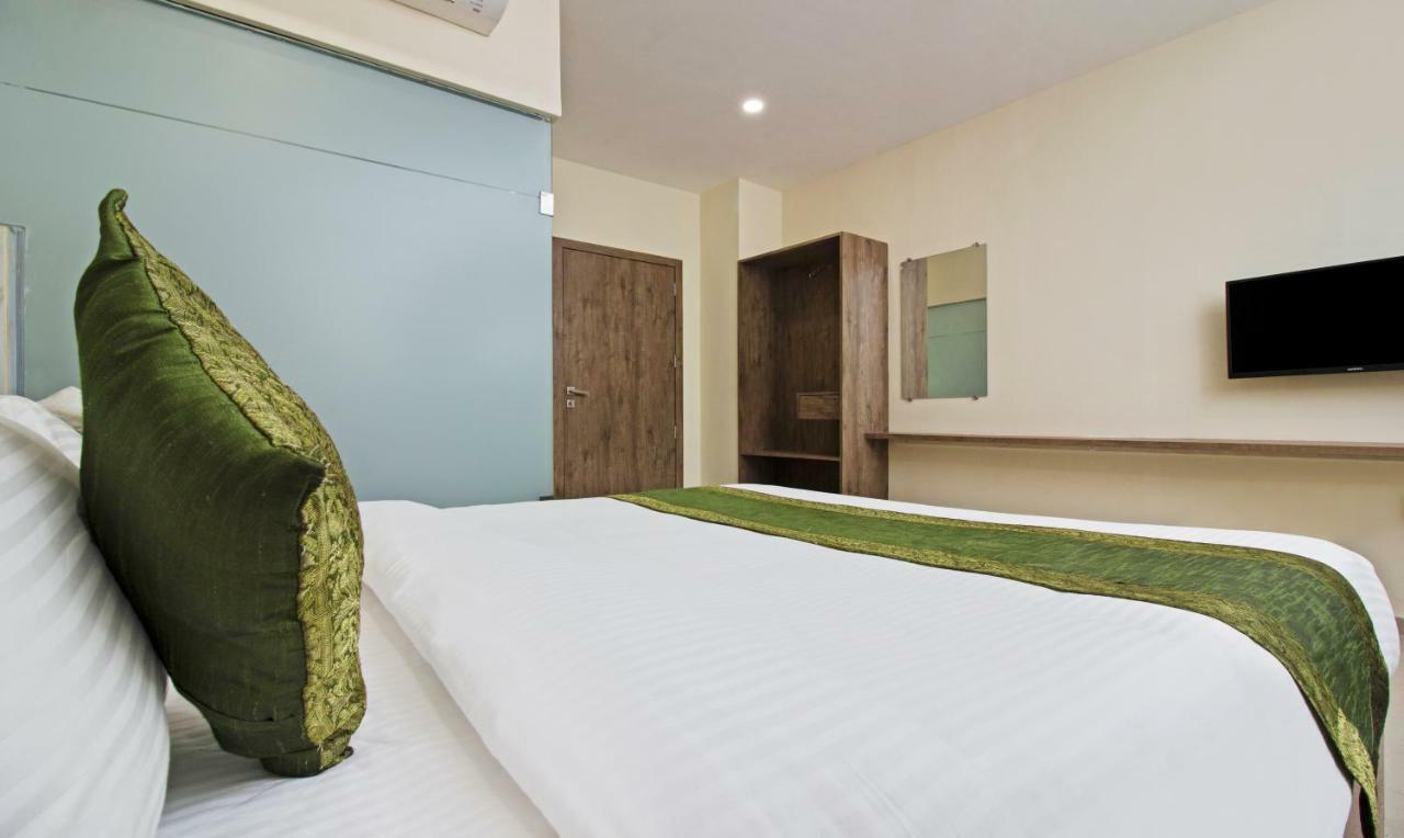 Hotel Ocean Suites Мумбаї Екстер'єр фото