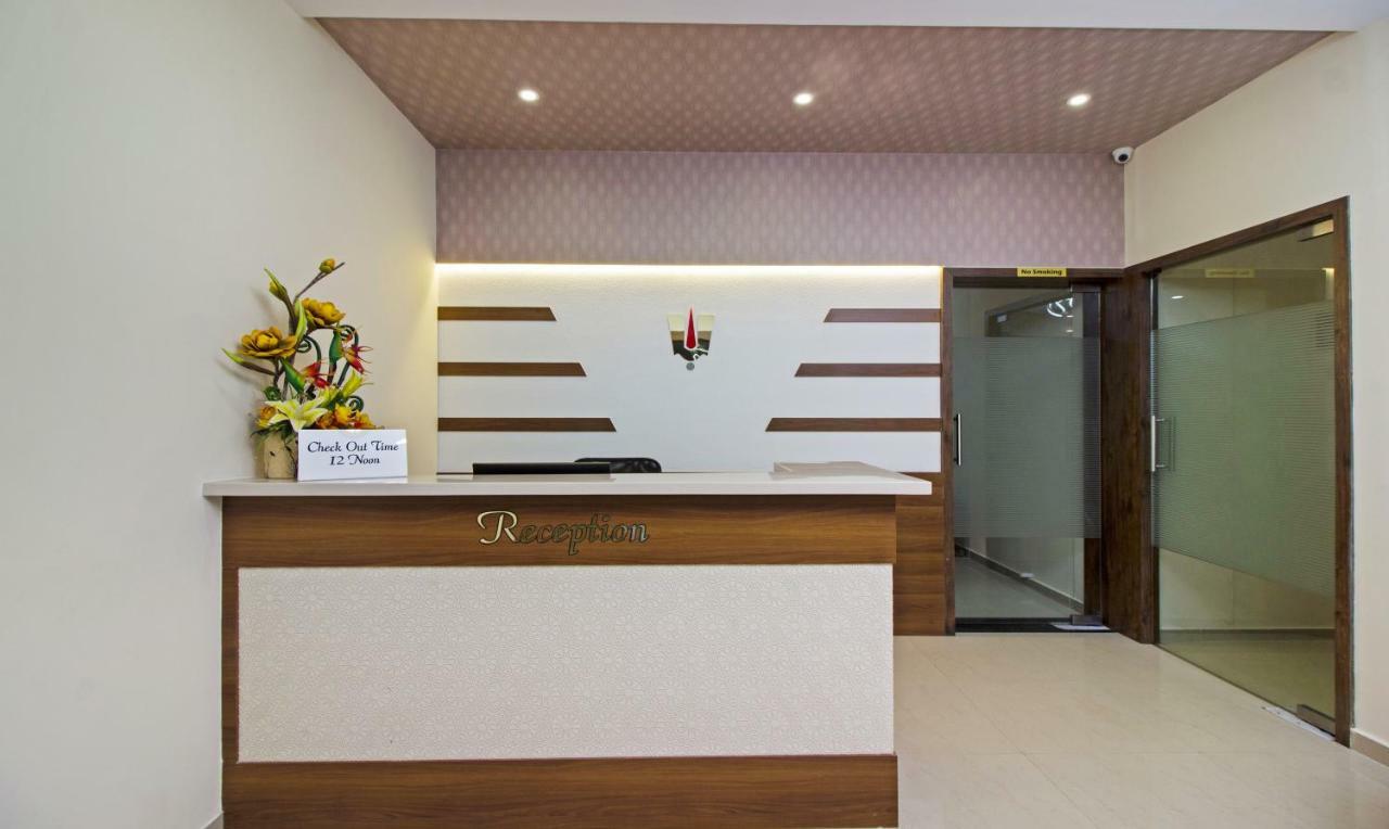 Hotel Ocean Suites Мумбаї Екстер'єр фото